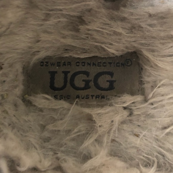 Ugg slippers - Picture 3 of 4